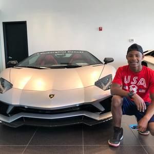 Meet your Posher, Jaron